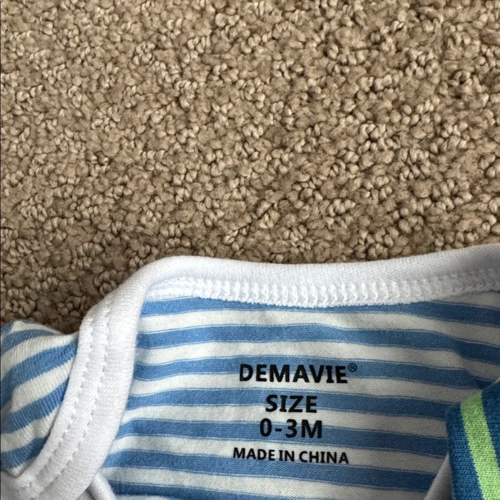 122 NIB DEMAVIE Baby Boy 3-pack Short Sleeve Organic Cotton Bodysuits - 0-3 Mo.‎